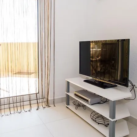 Apartmani Pavo Apartment *